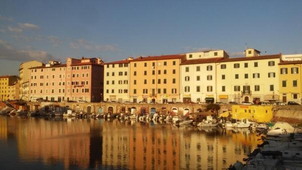 La Piccola Al Mare Apartment Livorno Bagian luar foto