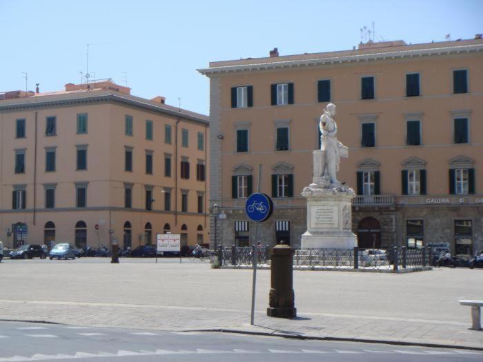 La Piccola Al Mare Apartment Livorno Bagian luar foto