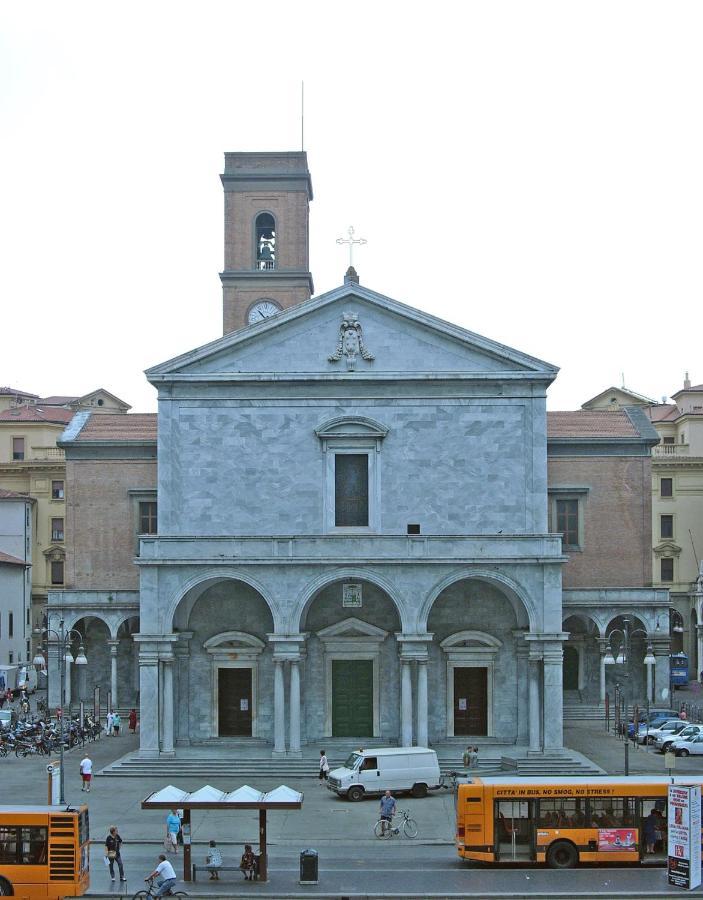 La Piccola Al Mare Apartment Livorno Bagian luar foto