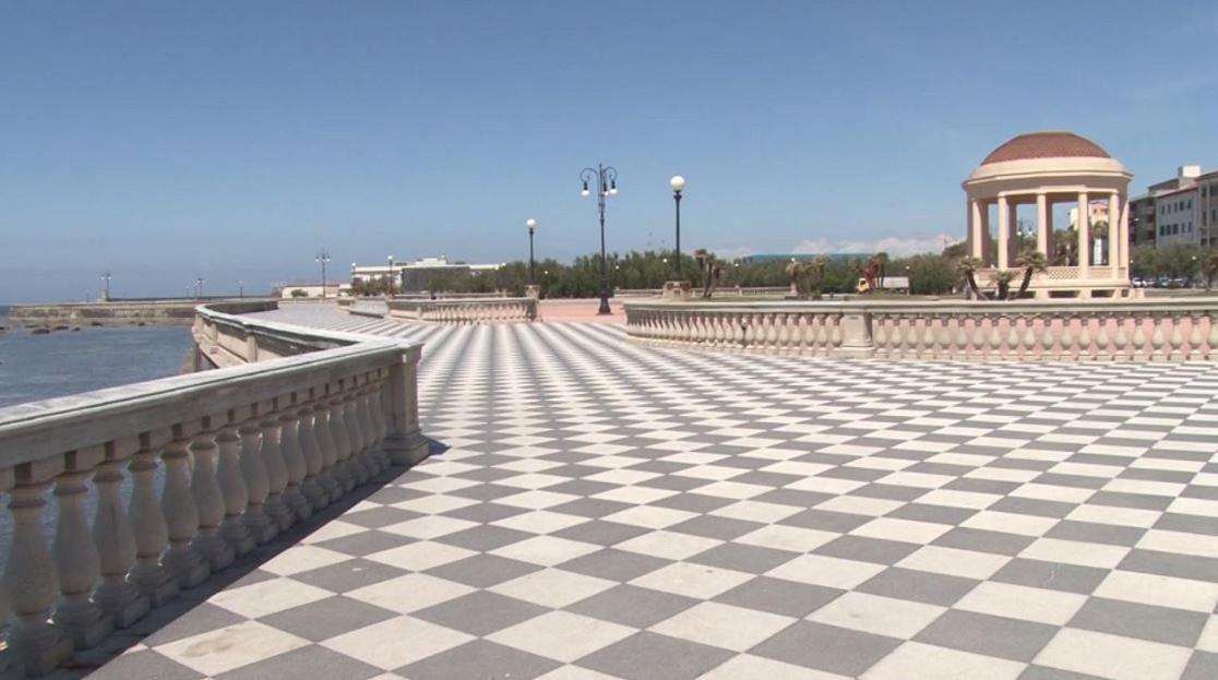 La Piccola Al Mare Apartment Livorno Bagian luar foto