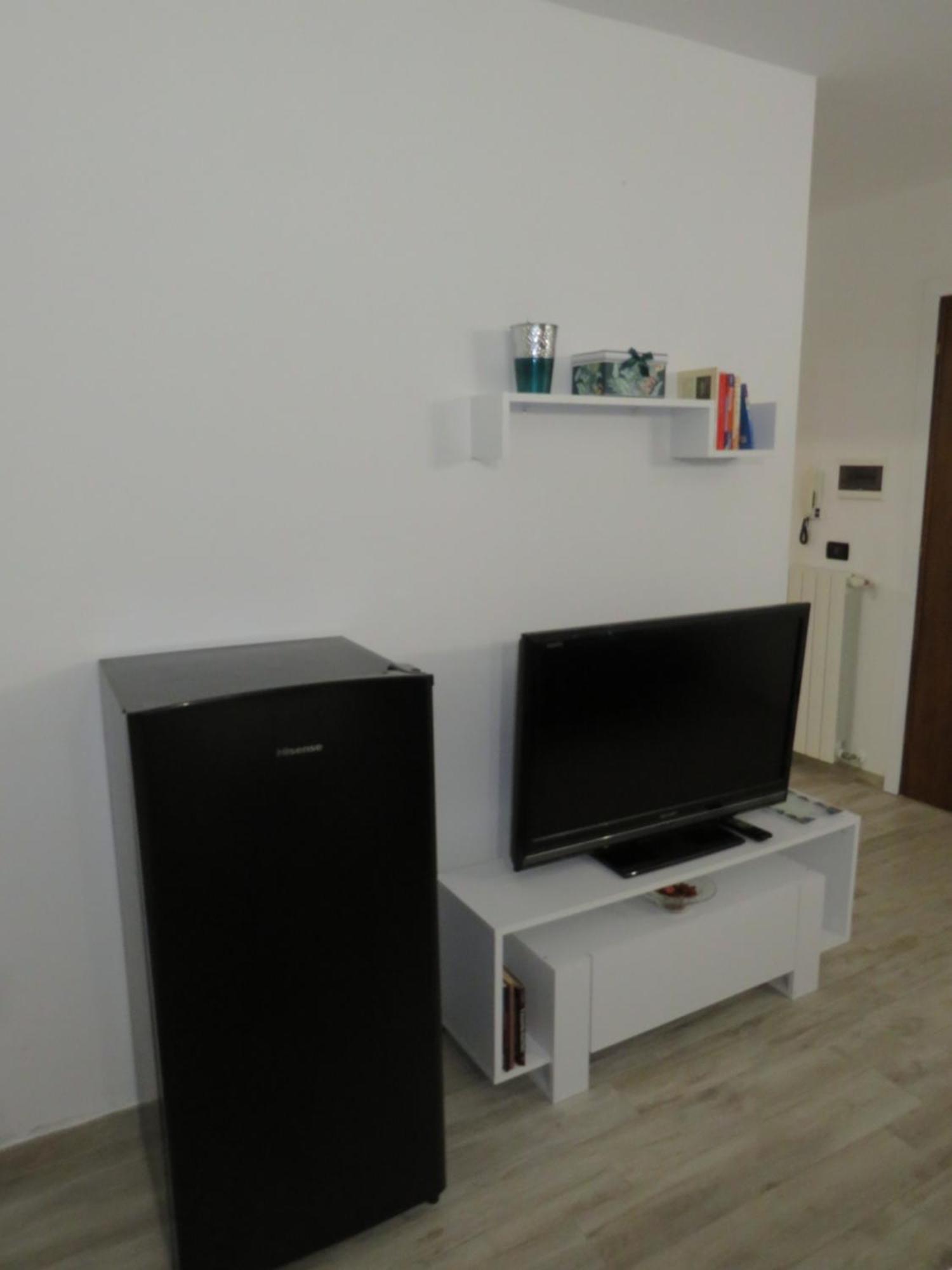 La Piccola Al Mare Apartment Livorno Bagian luar foto